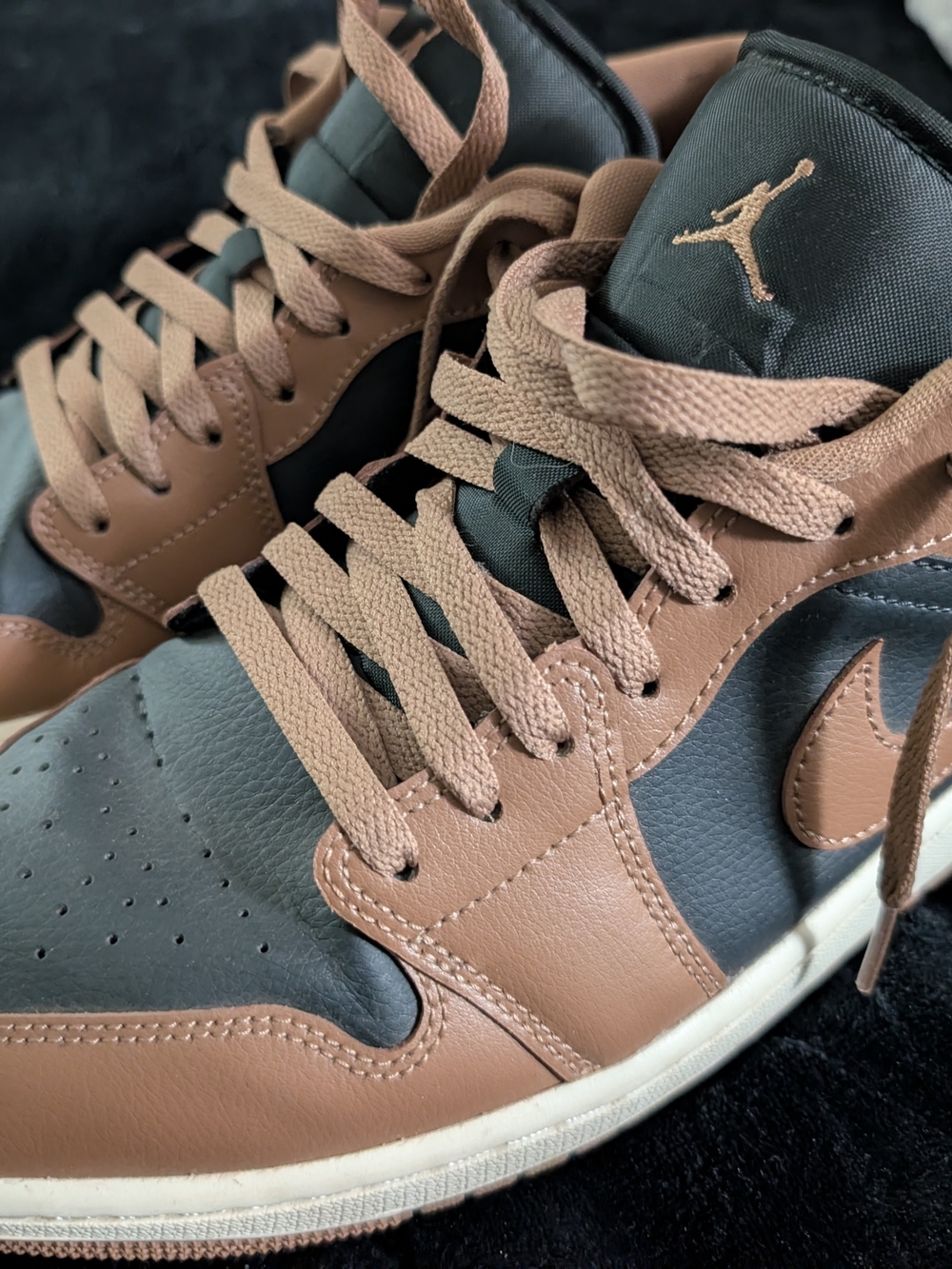 Nike Air Jordan 1 Low "Archaeo Brown"